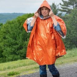 Textile Poncho De Survie SOL Heat Reflective Poncho -SURVIE LES INDISPENSABLES Soldes Boutique poncho de survie sol heat reflective poncho 2